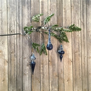 sunshineindustries - Iced Pine Spray with Dark Blue Finial Ornaments